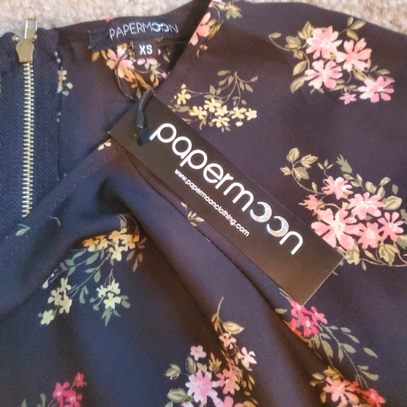 NWT Papermoon Larie Crew Neck Blouse, XS - Picture 5 of 8